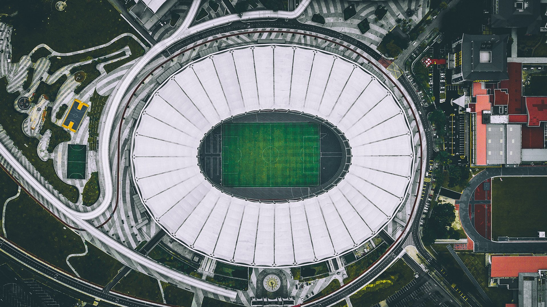 LeyuSports-卡尔斯鲁厄疲于奔命，勒沃库森盯紧保级对手，勒沃库森对卡斯鲁厄直播